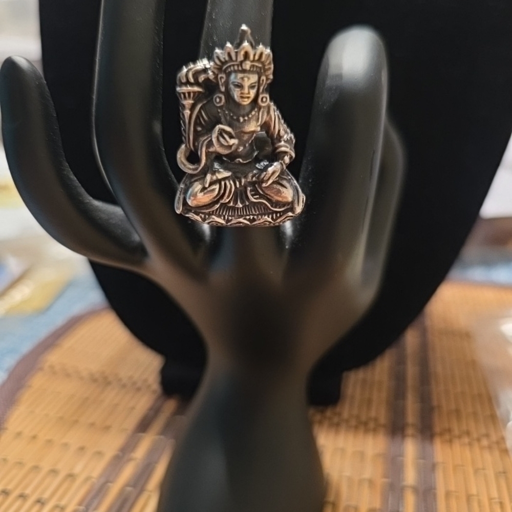 Vintage Sterling Silver Meditative Buddha Sitting On A Lotus Flower Ring - Picture 3 of 10